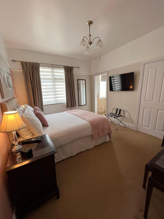 Between The Bays Exclusively For Adults ลันดิดโน ภายนอก รูปภาพ